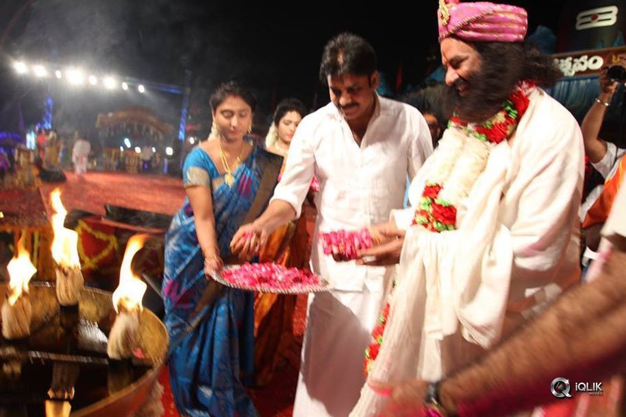 Pawan-Kalyan-At-Koti-Deepotsavam
